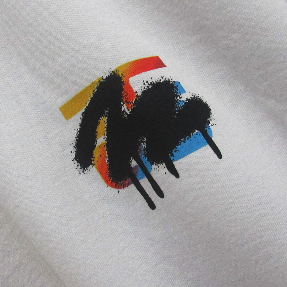 Camiseta Branca - Spray